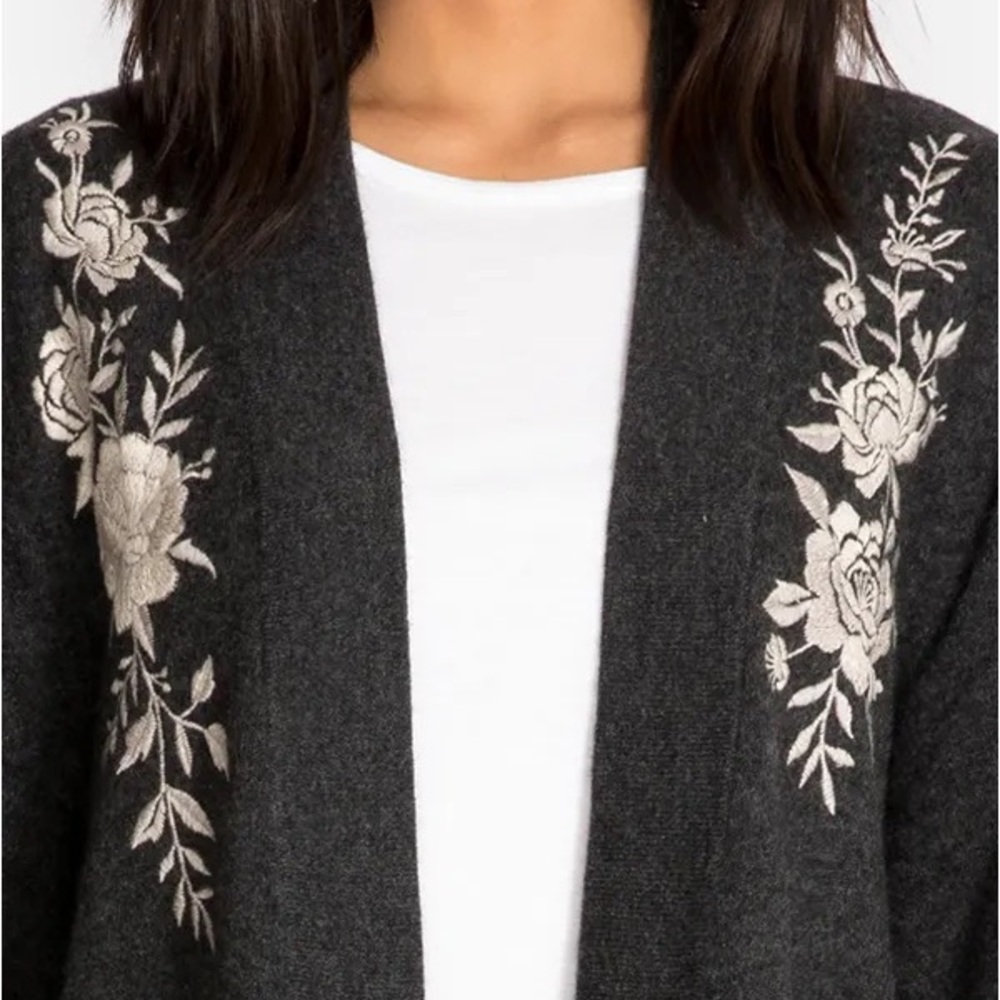 Johnny Was Small Floral embroidered Cashmere Kimono